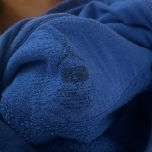 Air Jordan blue hoodie - Picture 3 of 3